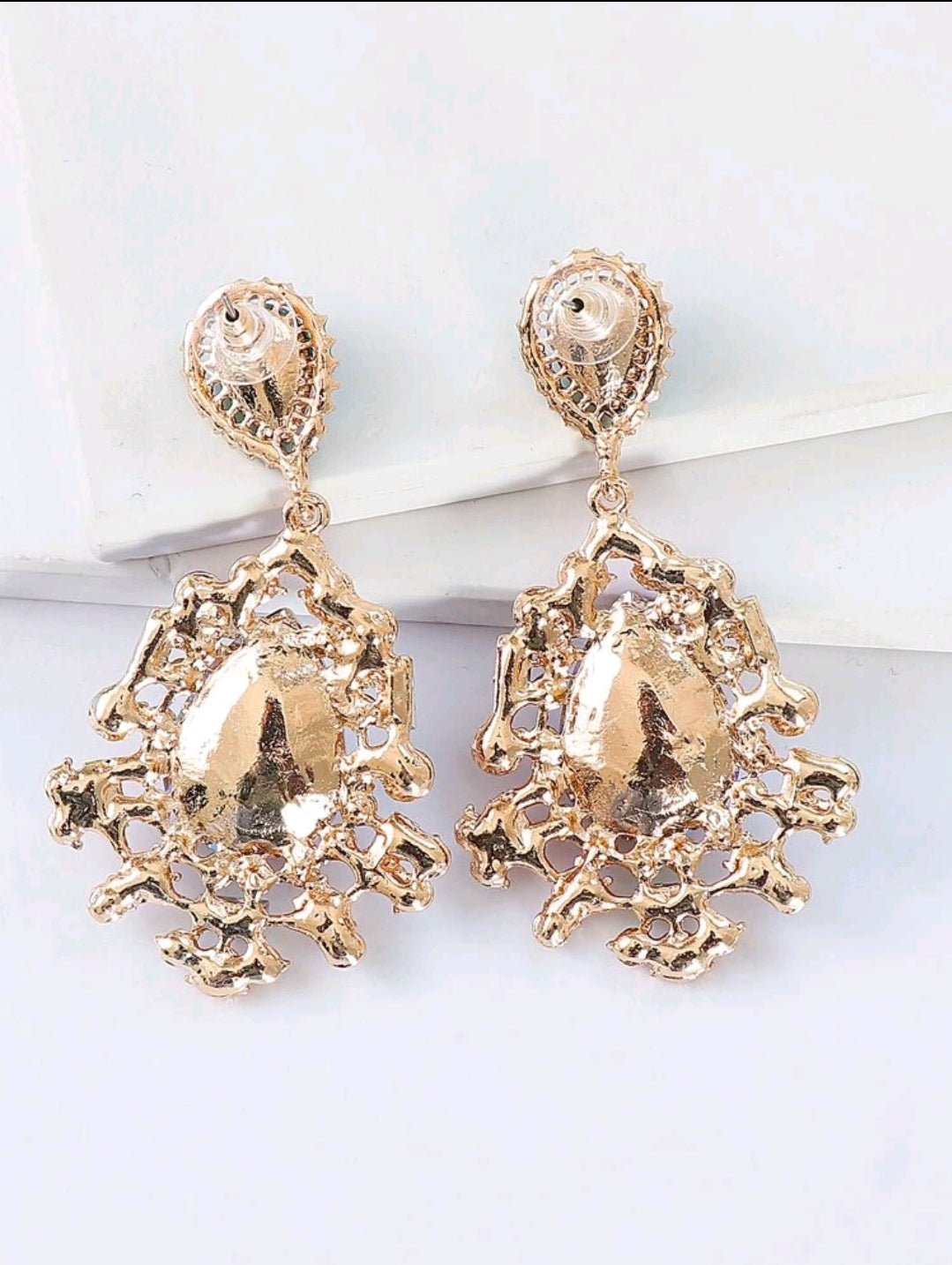 The Teardrop Earrings